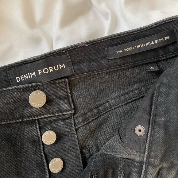 Denim Forum- Yoko High Rise 28L in Black/Grey (Size 25) - Picture 3 of 5